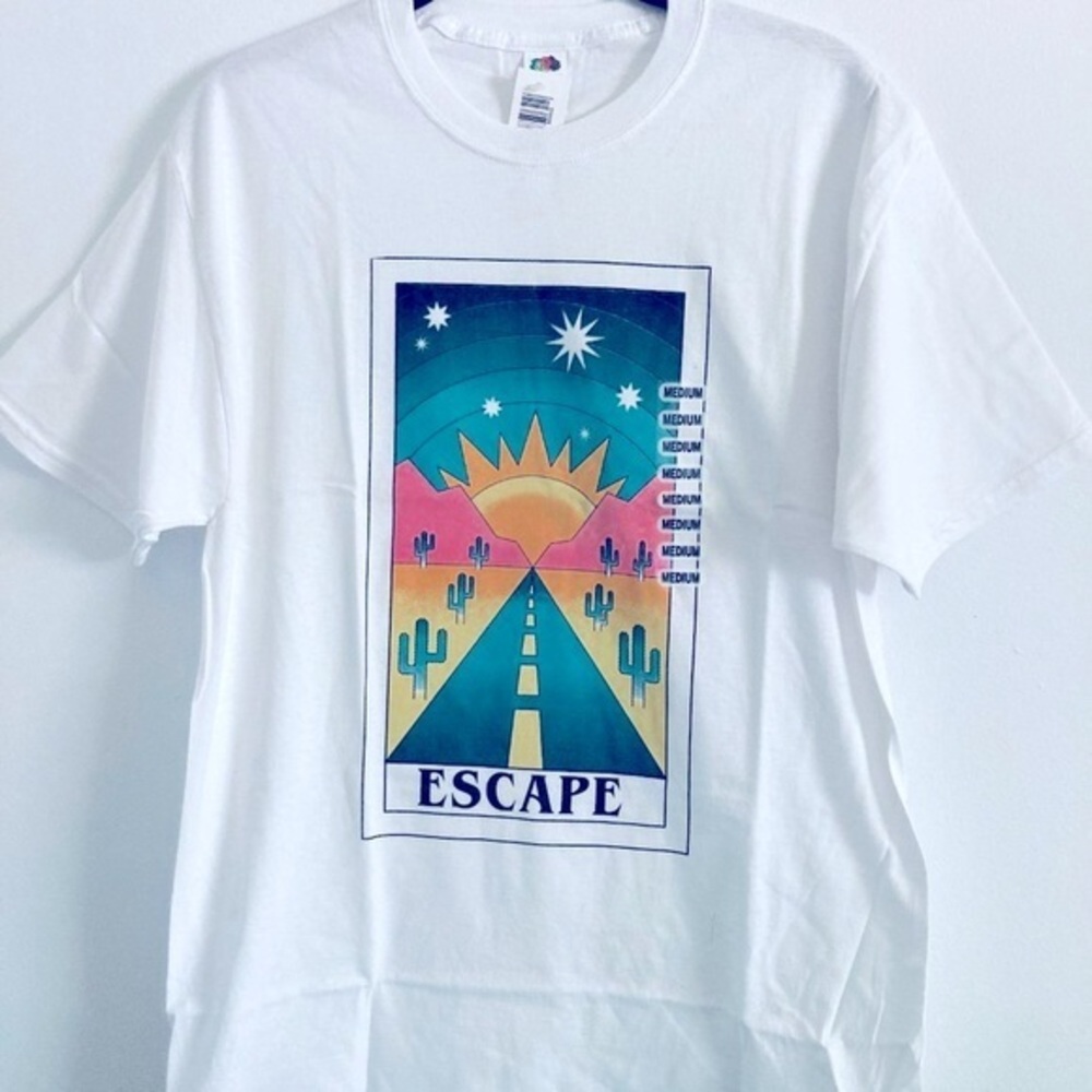 🍒 5/$25 🍒 ESCAPE Tarot T-shirt